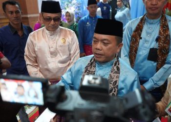 Gubernur Jambi Dr.H.Al Haris, S.Sos, MH / Diskominfo