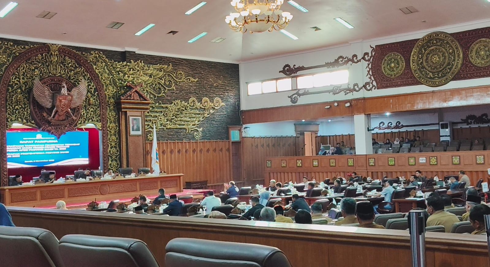 AYP saat Interupsi ke Gubernur di Sidang Paripurna